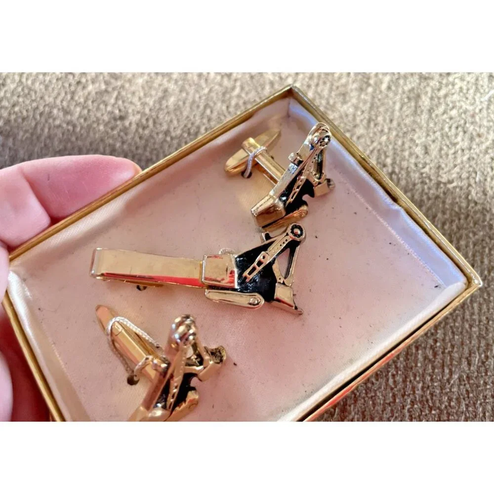 Vintage Men's Gold Steam Shovel Backhoe Cufflink Tie Tack Set